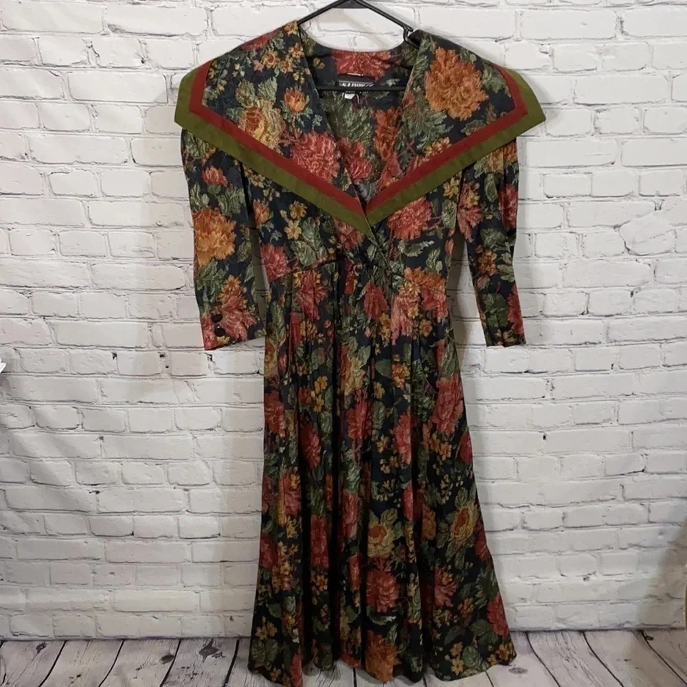 S.L. Fashions Vintage Floral Wrap Dress